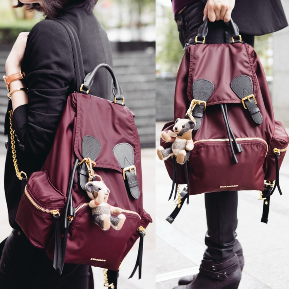 Authentic Burberry Burgundy nylon backpack - Picture 5 of 16
